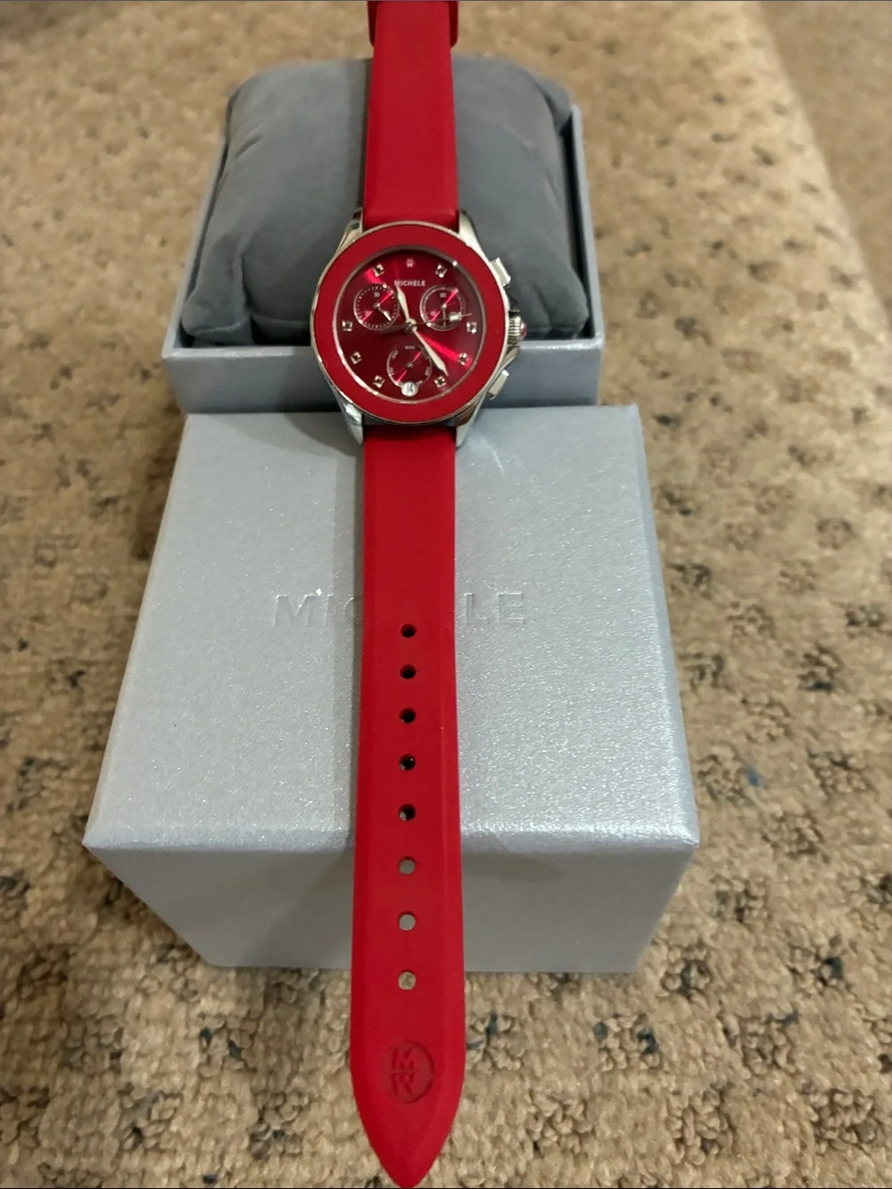 Michele bold red